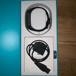 fitbit alta hr - small